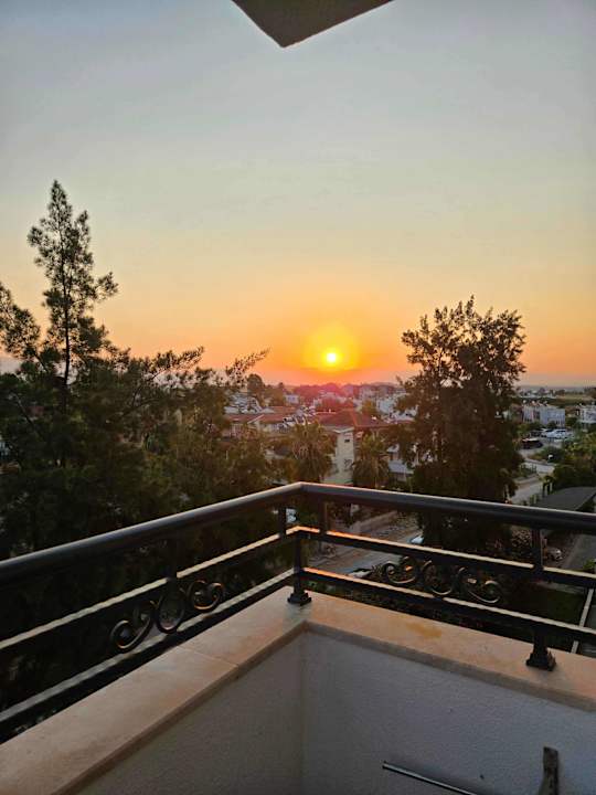 Ausblick Serenis Hotel