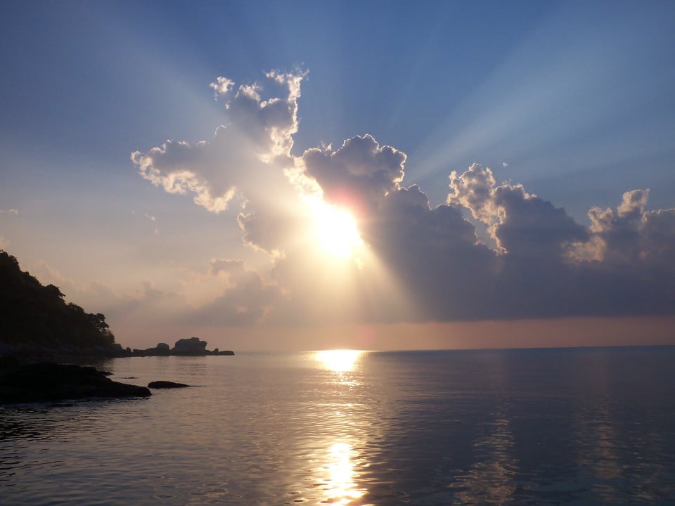 Sonnenaufgang Santhiya Koh Phangan Resort & Spa