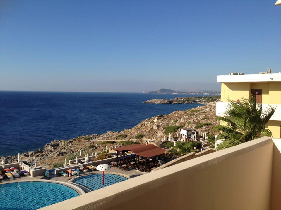 Blick in Richtung Thermen Hotel Kalithea Horizon Royal