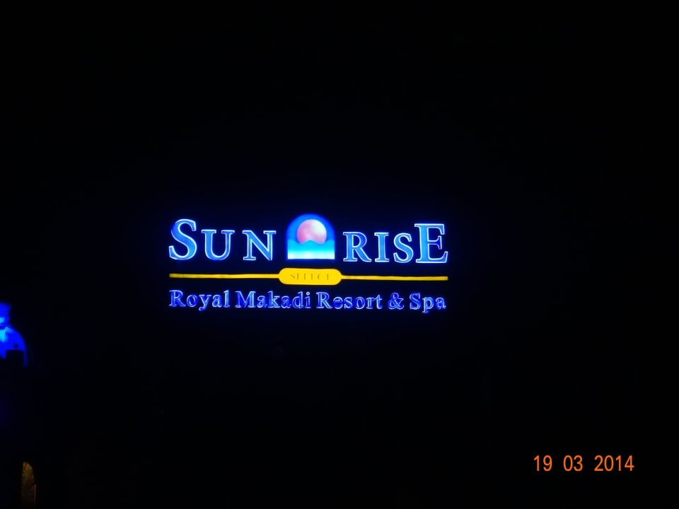 Вечерняя подсветка SUNRISE Royal Makadi Resort