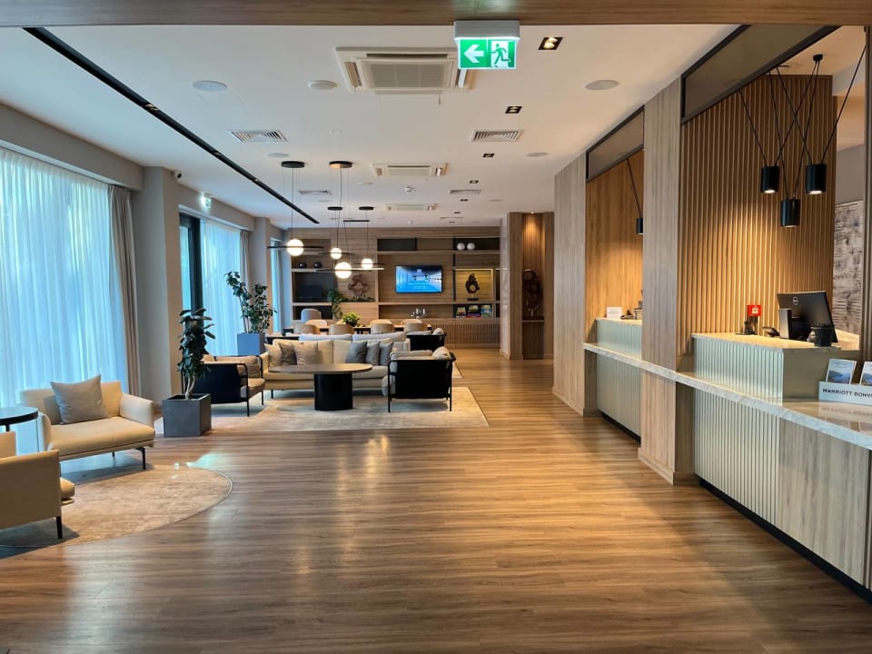 Lobby AC Hotel by Marriott Krakow