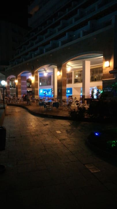 Poolseite Batihan Beach Resort & Spa