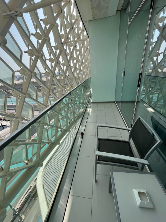 Zimmer W Abu Dhabi - Yas Island