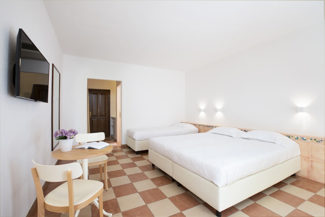 Zimmer Tirreno Resort