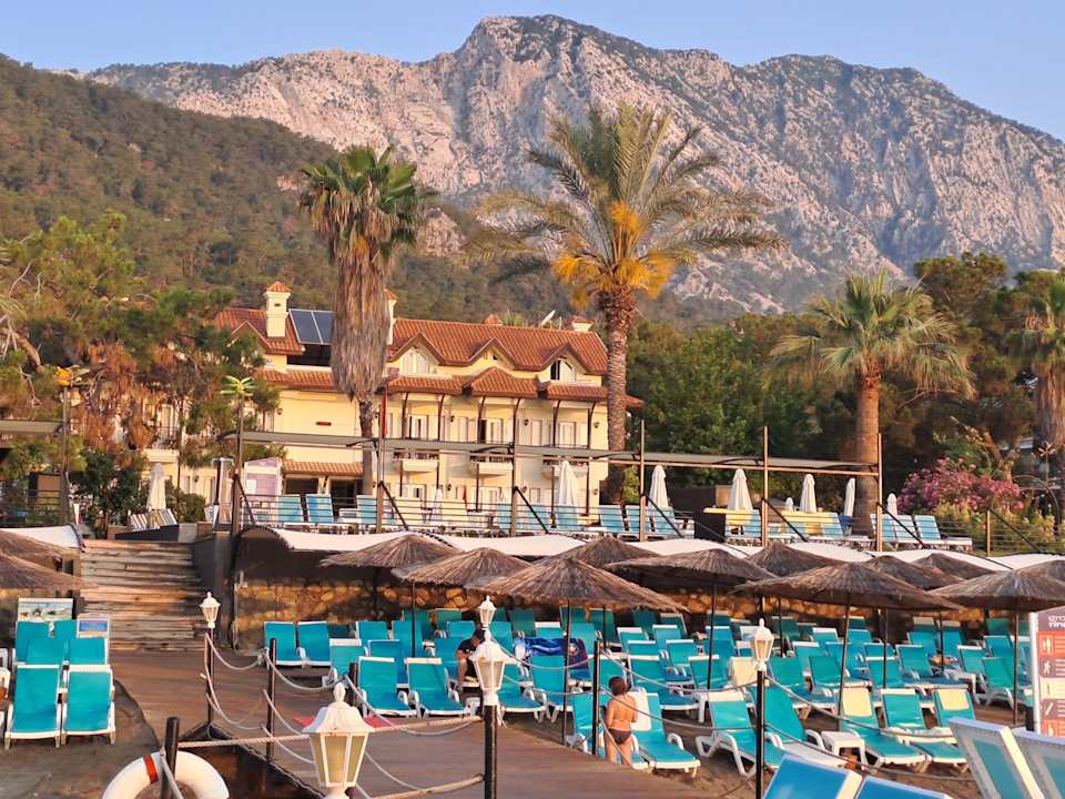 Strand Hotel Grand Ring