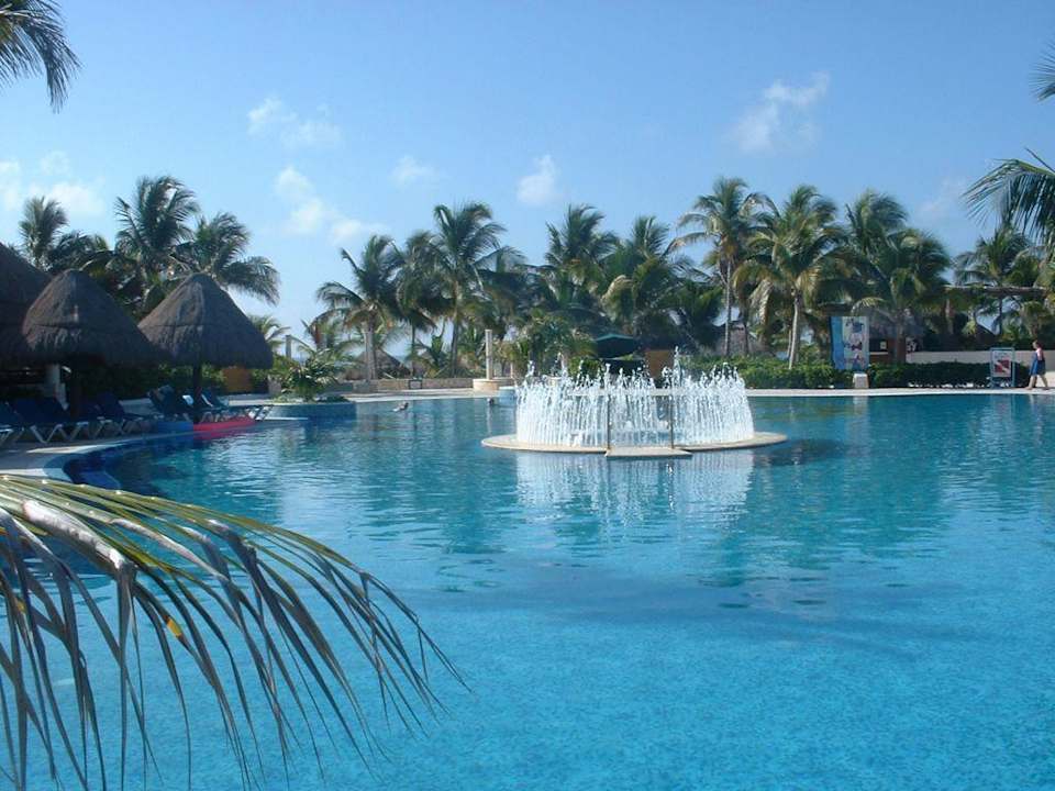 Poolanlage Catalonia Royal Tulum Beach & Spa Resort - Adults only