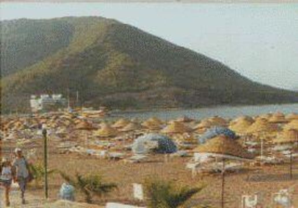 Strand Club Munamar Beach Resort