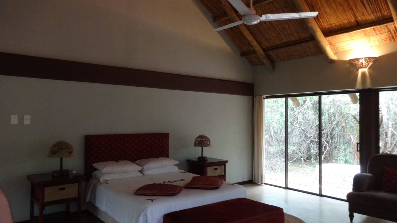 Secret of the Forest A+ Schlafraum Leopard Walk Lodge