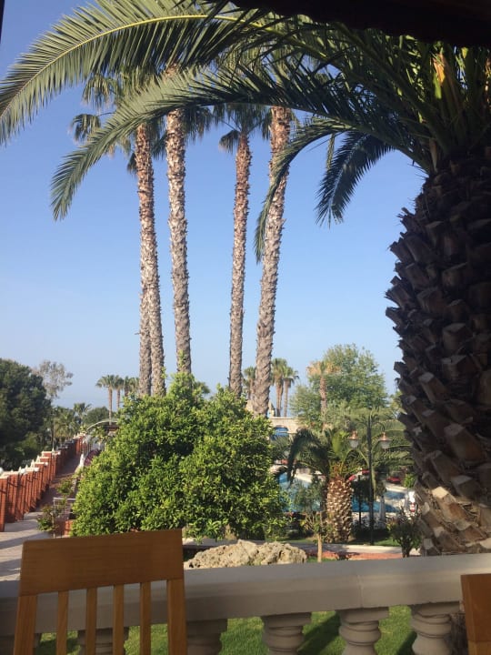 Ausblick von der Frühstücksterrasse Hotel Thalia Unique