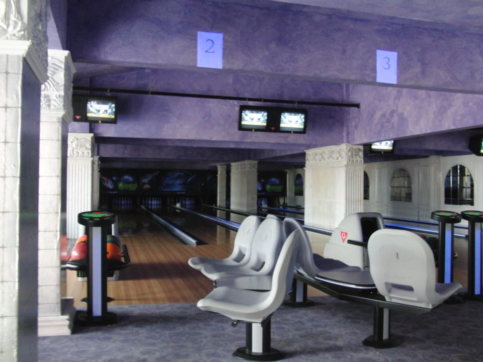 Die Bowlinghalle Royal Park Hotel & Aqua park