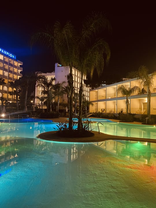 Pool BG Hotel Caballero