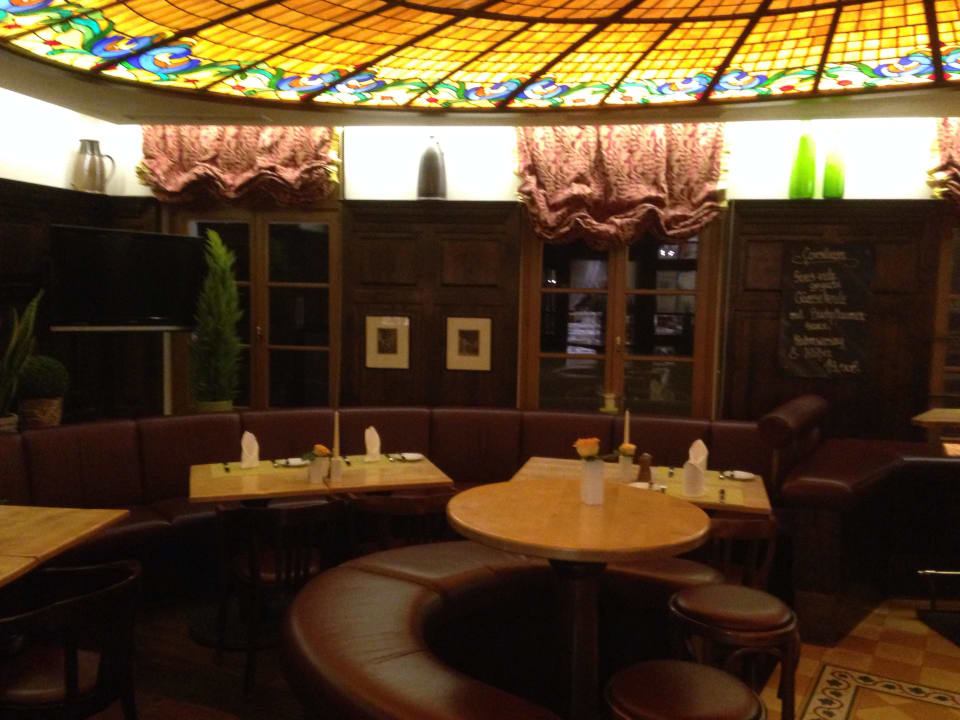 Bierstube Hotel Dorint am Goethepark Weimar