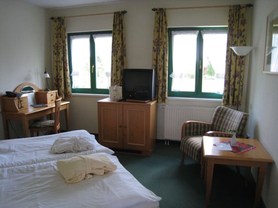 Nett eingerichtete Zimmer Landhotel Keck