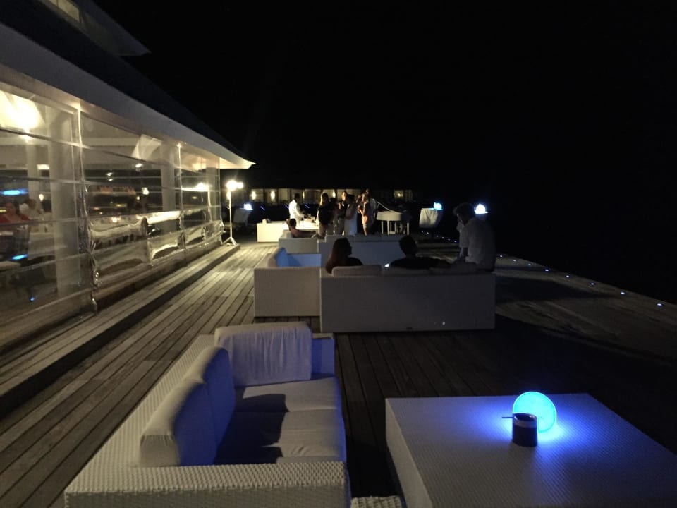 Aperitivo im Overwater Restaurant! Unbedingt teiln Diamonds Thudufushi