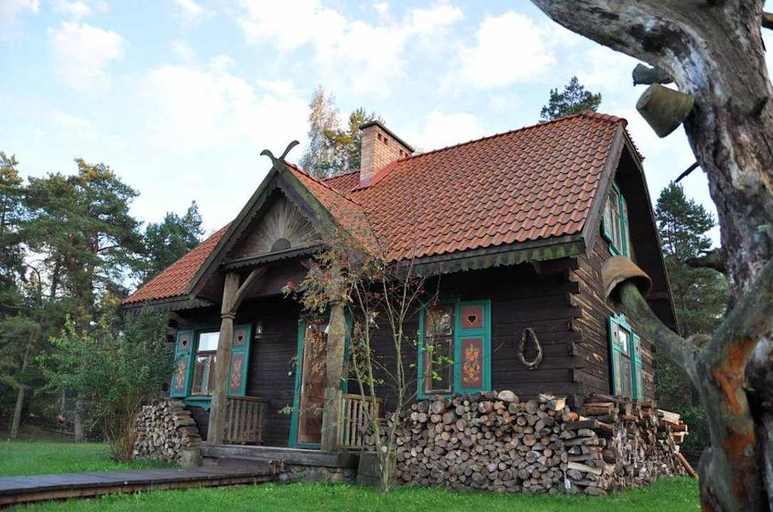 Czworak Dworek nad Łąkami Kiermusy