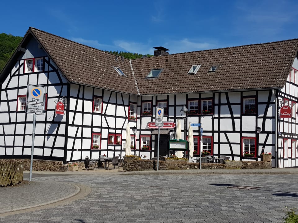 Außenansicht Pension Fachwerkhof
