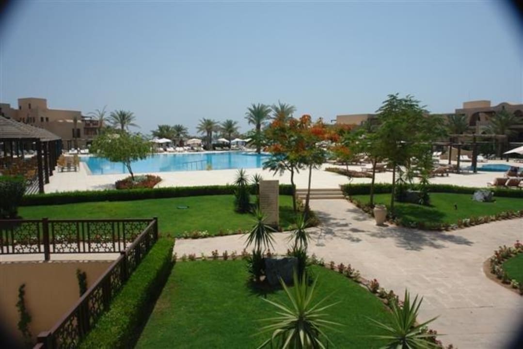 Poolanlage Miramar Al Aqah Beach Resort