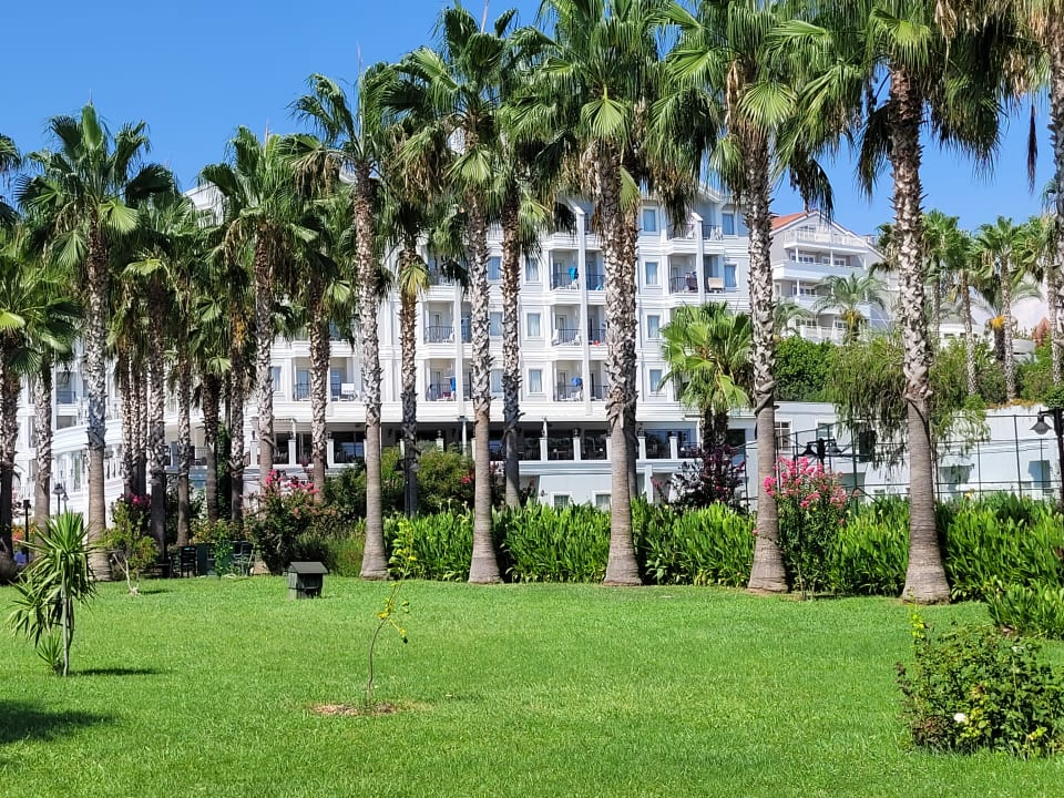Außenansicht Royal Atlantis Beach Hotel