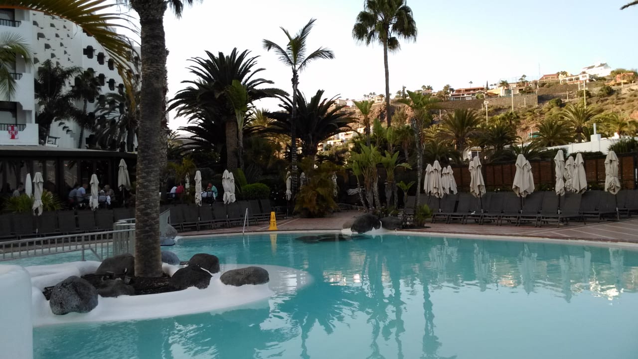 Pool Corallium Beach by Lopesan Hotels - Adults only