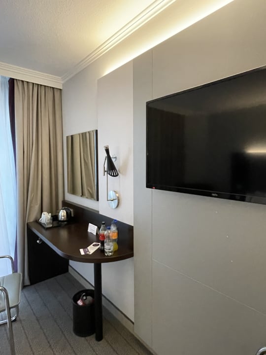 Zimmer Premier Inn Stuttgart Bad Cannstatt