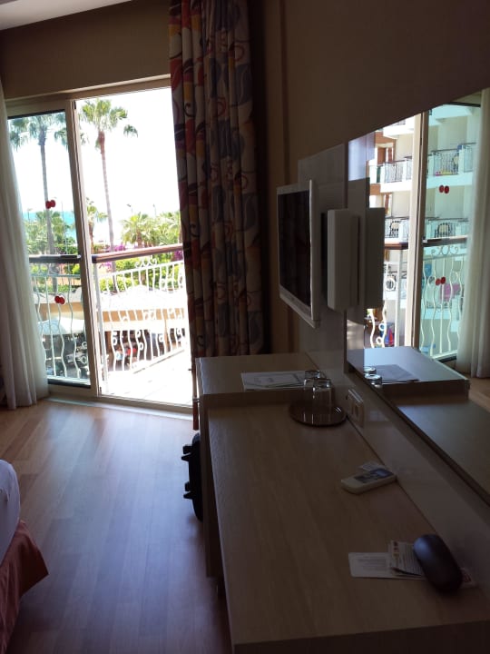 Blick Richtung Meer Riviera Hotel & Spa