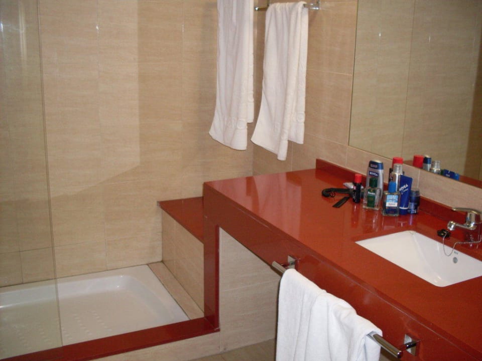 Waschtisch mit großer Ablagefläche Bull Costa Canaria & Spa - Adults only