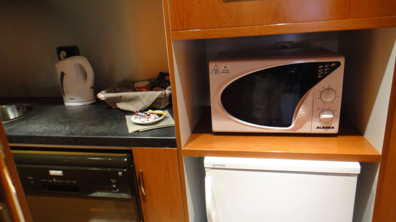 Kitchen Hotel Goldstar Resort & Suites