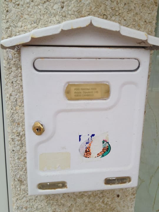 Hotelbriefkasten Hotel Pins Marina