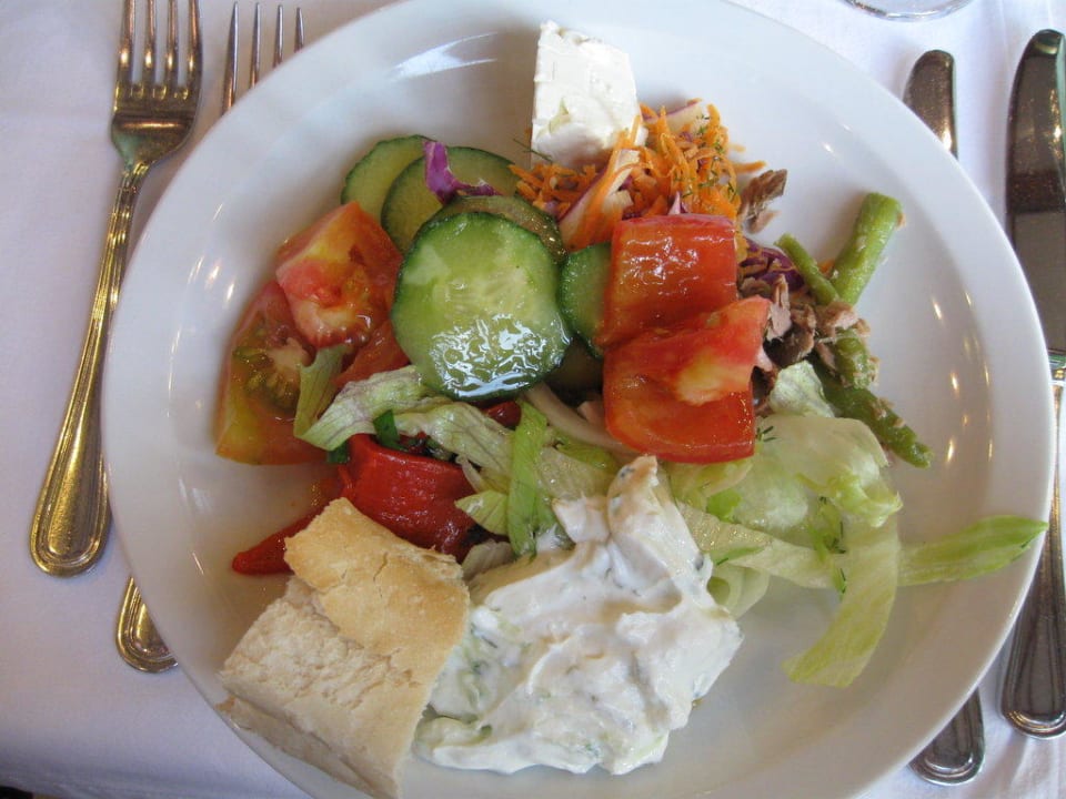 Vorspeise vom Buffet Anthemus Sea Beach Hotel & Spa