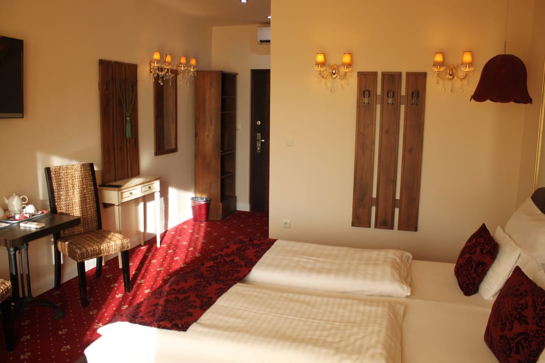 Zimmer Hotel Al Faro Lodge