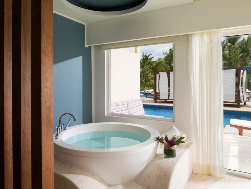 Zimmer Azul Beach Resort Riviera Cancun by Karisma