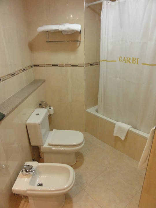 Großes Bad Hotel Garbi Ibiza & Spa