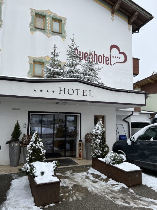 Außenansicht Auenhotel