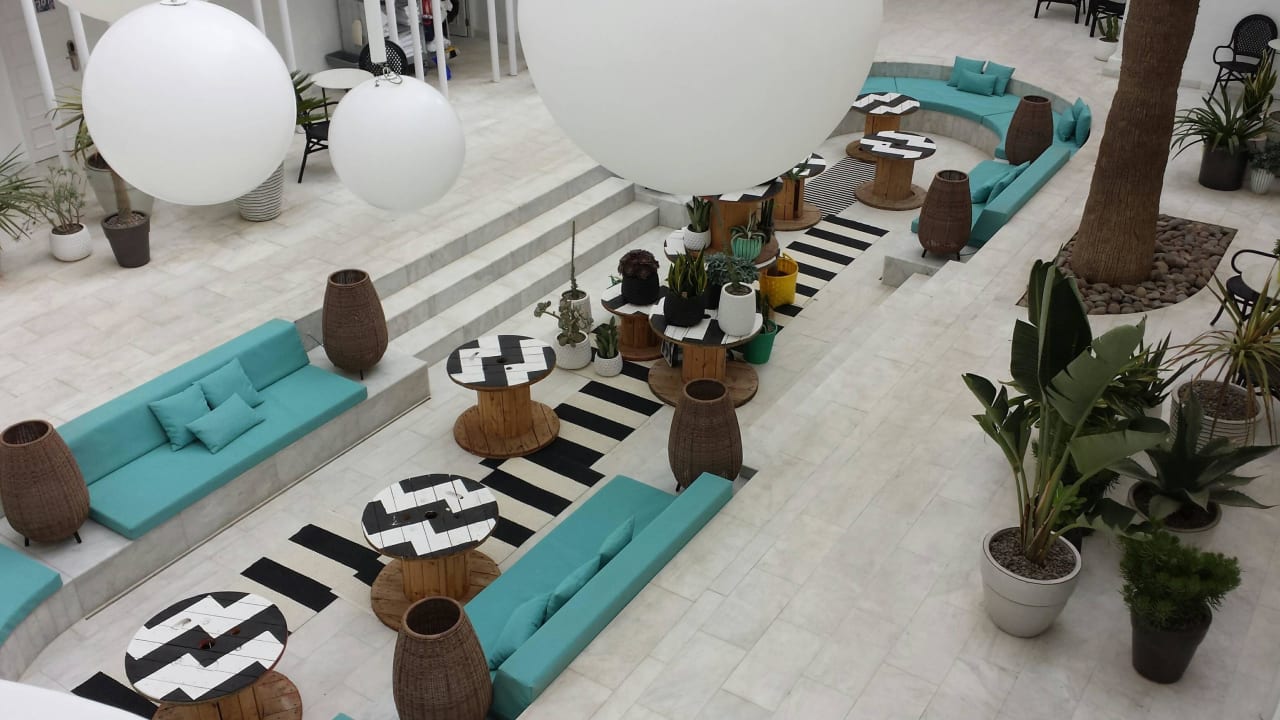 Innenhof Hotel Gold by Marina