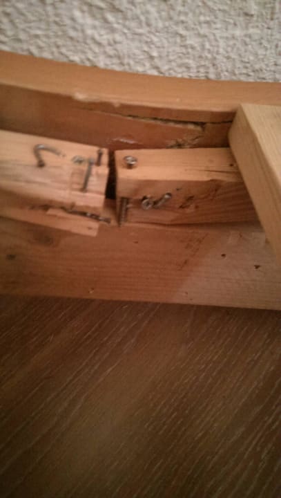 Schaden Zustellbett THB Maria Isabel - Adults only