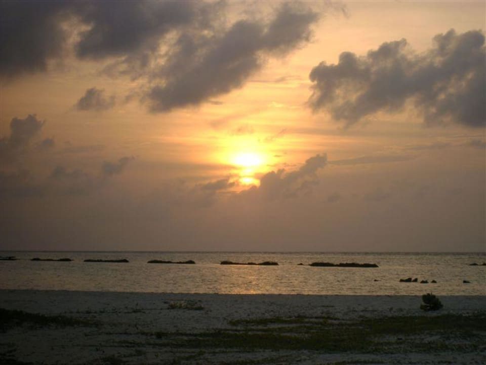 Sonnenuntergang Kuredu Island Resort & Spa