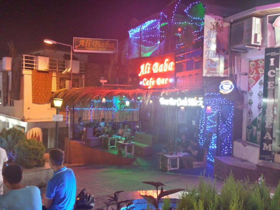 Super Shishabar! Hotel Pinar