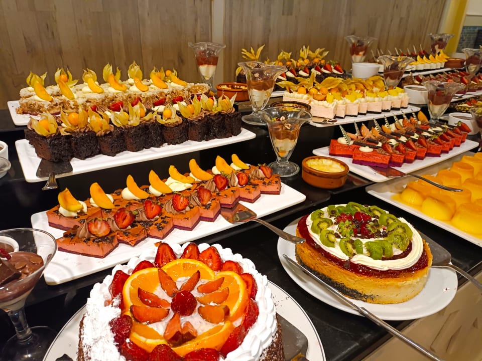 Gastro Starlight Resort Hotel