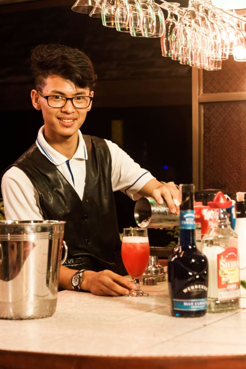 Student learning to be Bartender Joy's House, Guesthouse Chiang Mai