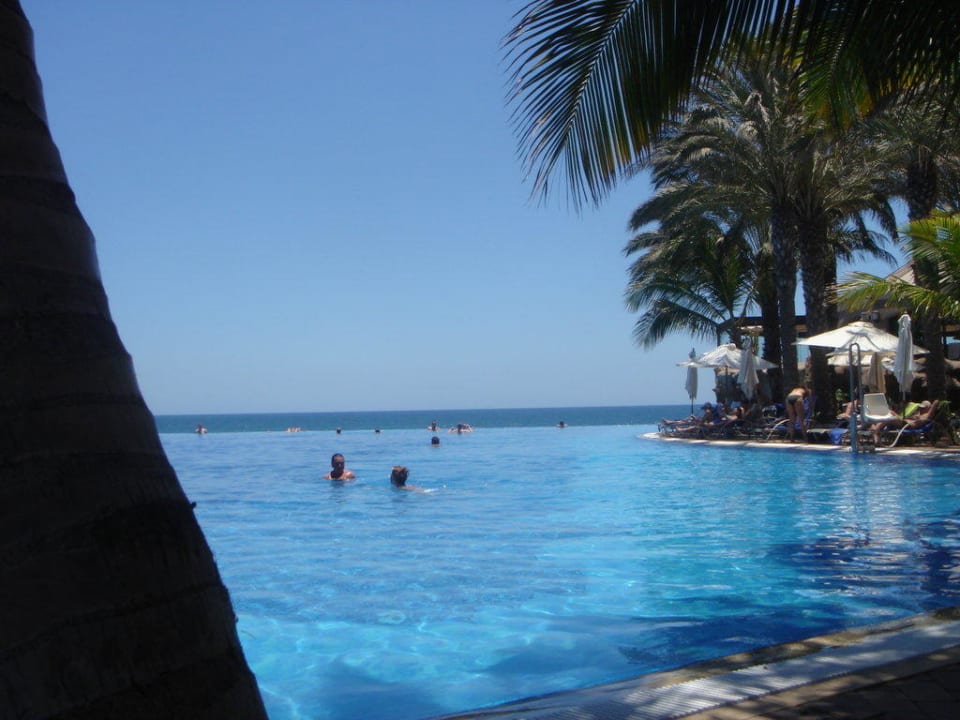 Der große Pool Lopesan Costa Meloneras, Resort & Spa
