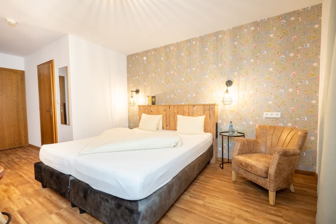 Zimmer Hotel Krone Tirol