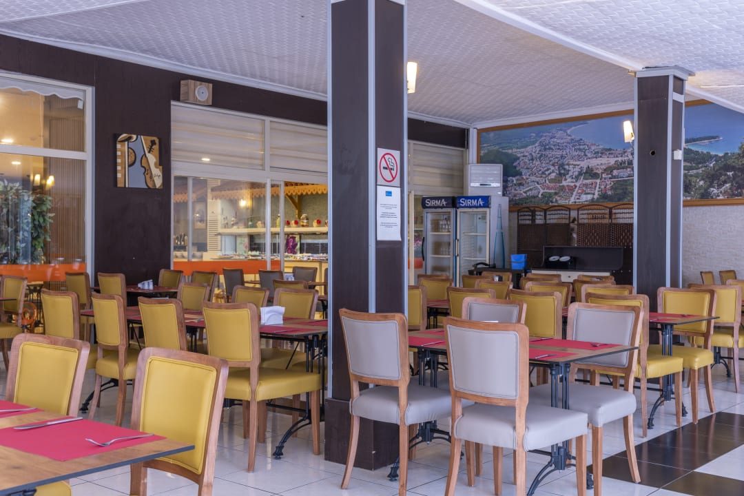 Gastro Lims Bona Dea Beach Hotel