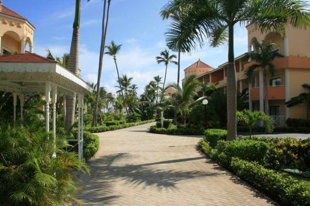 Weg zum Zimmer Bahia Principe Luxury Ambar