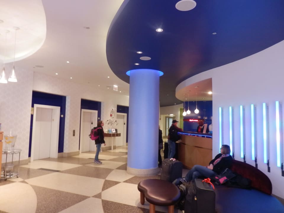 Lobby Fairfield Inn & Suites Chicago Downtown/Magnificent Mile