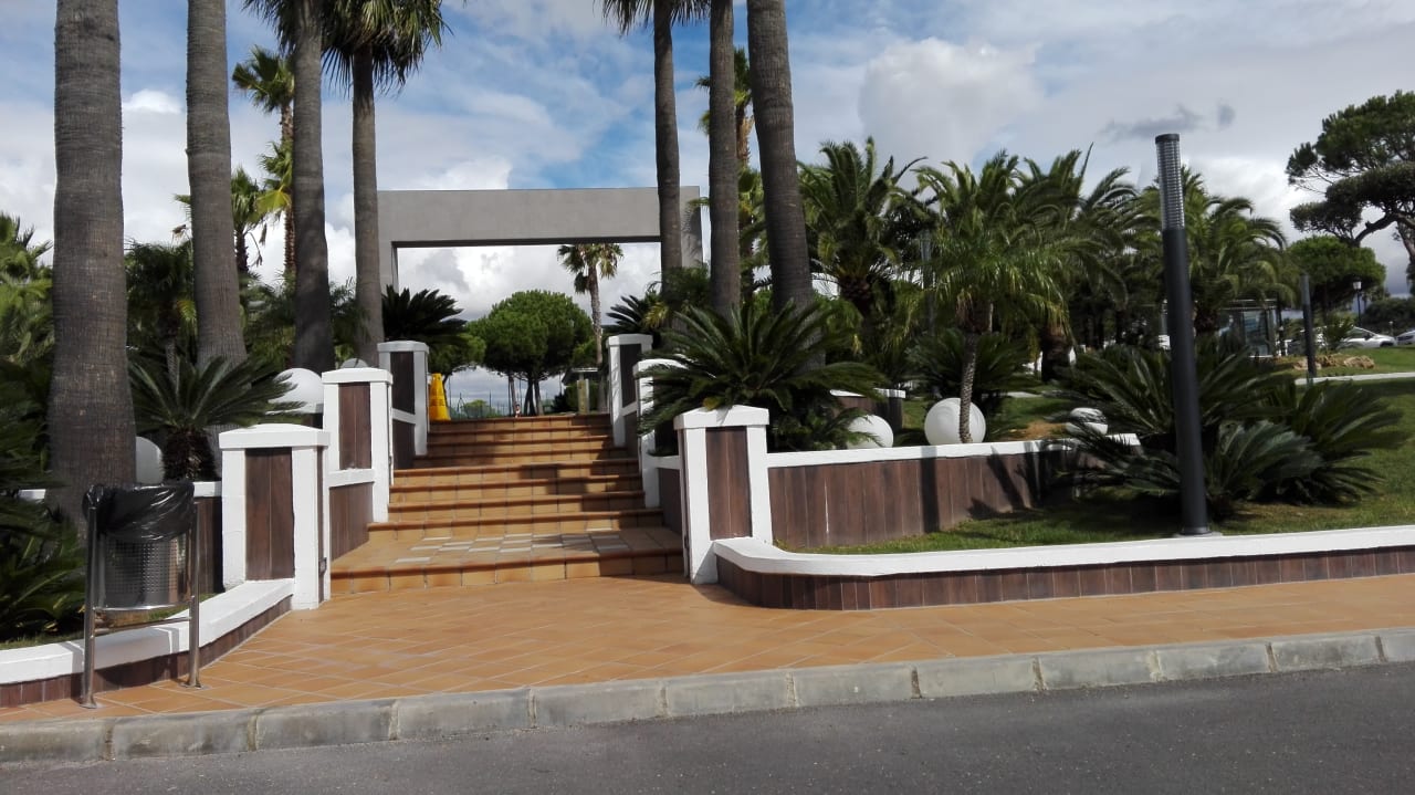 Außenansicht Hotel Riu Chiclana