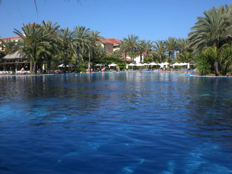 Riesiger Pool Lopesan Costa Meloneras, Resort & Spa