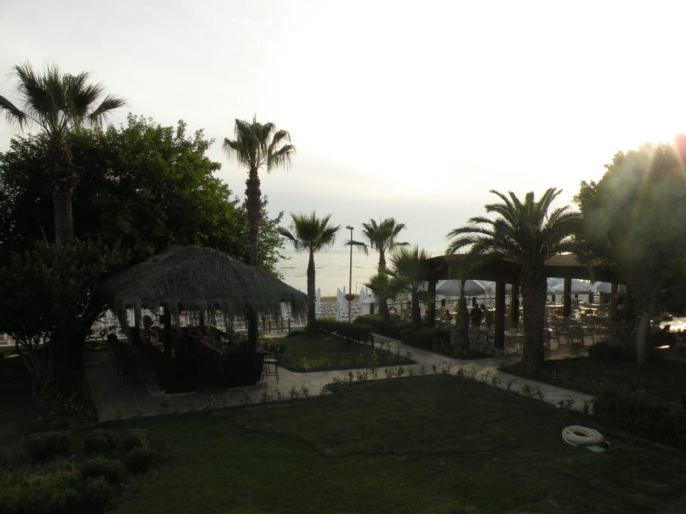 Die Strandbar Hotel Grand Side