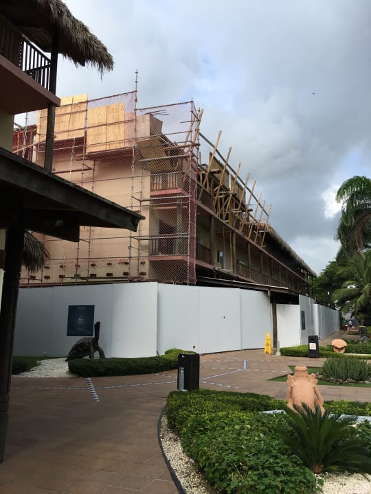 Außenansicht Grand Sirenis Punta Cana Resort & Aquagames