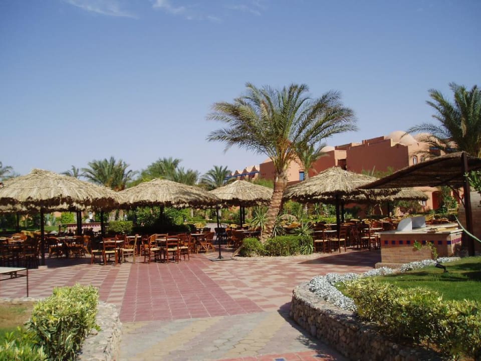 Terrasse am Pool  (Aug.2004) Jaz Makadi Oasis Resort