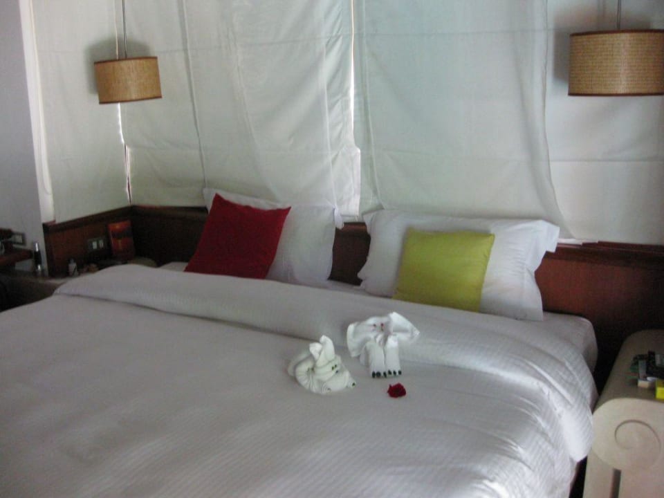 Bett Pavilion Samui Villas & Resort